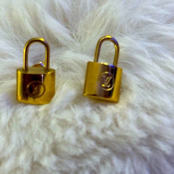 Authentic LV Lock Earrings! - Picture 10 of 13